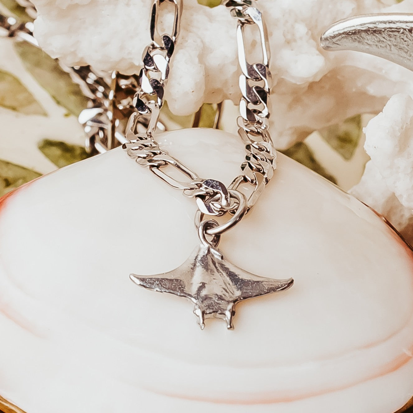 Manta Ray Pendant Necklace - Manta Ray Jewelry Gifts