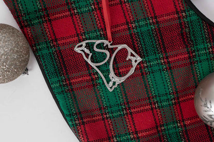 South Carolina SC Holly State Outline Keepsake Christmas Holiday Ornament Pewter