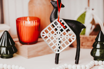 Tobacco Basket Christmas Ornament