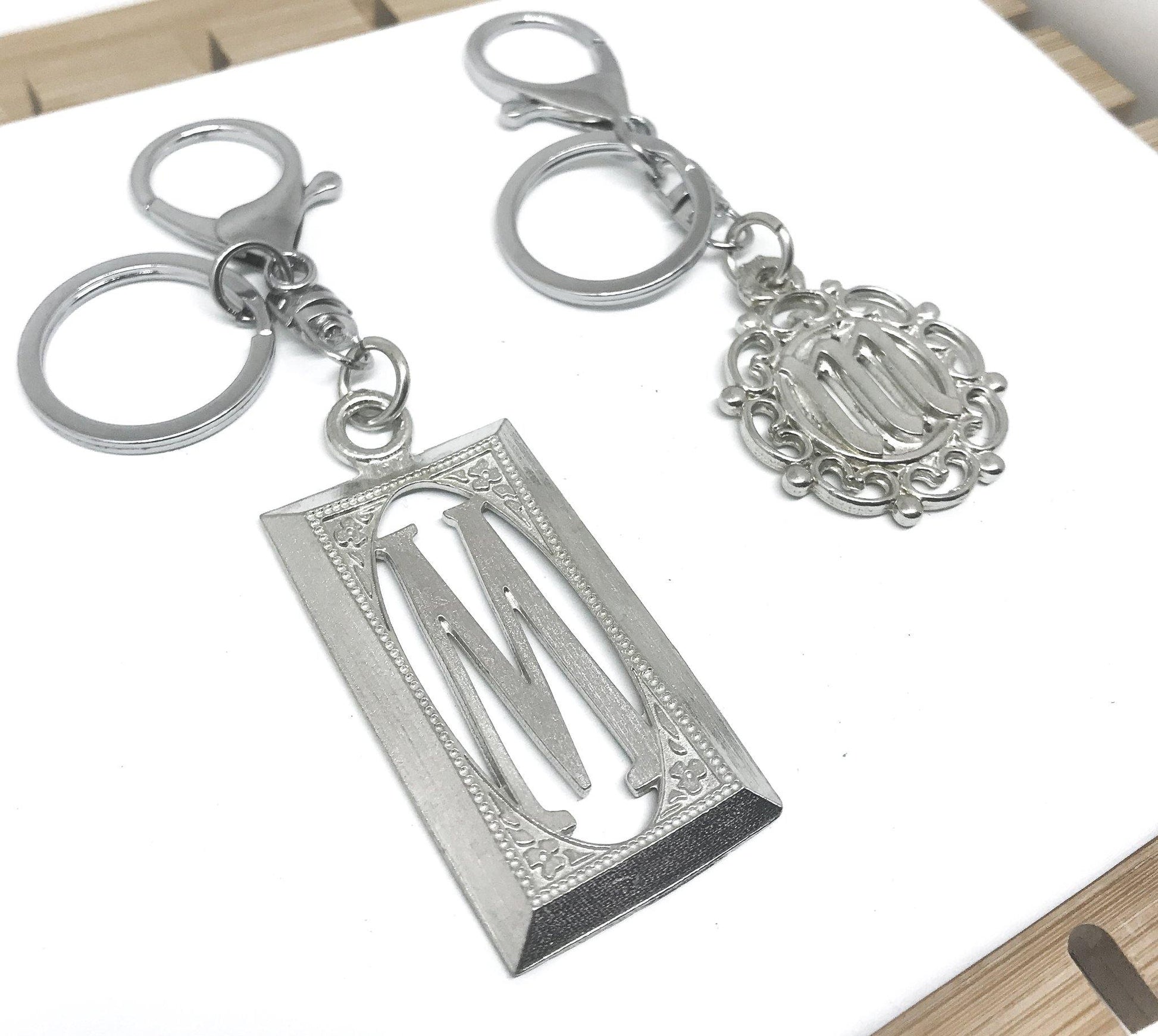 USA Handcrafted Rectangle Monogram Initial Keychain Bag Purse Charm Pewter Wedding Party Gift - House of Morgan Pewter